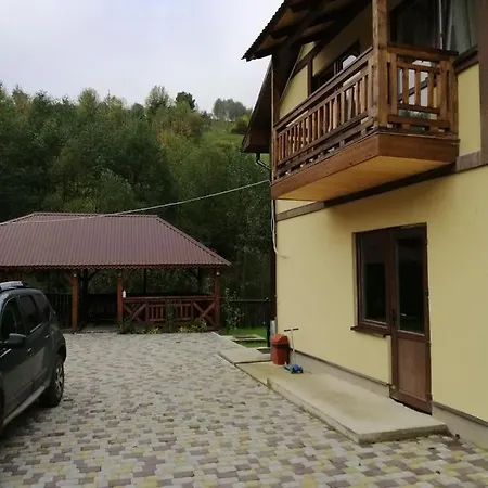 коло гір Hotel