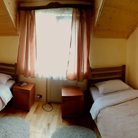 коло гір Hotel *