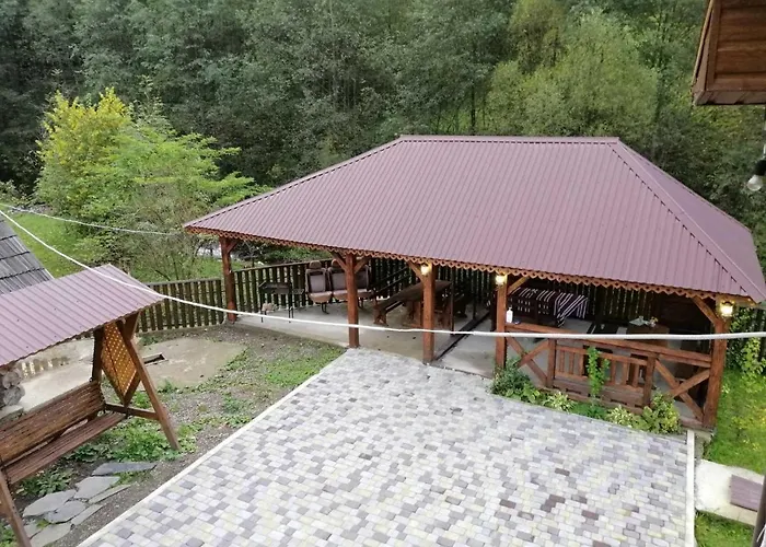 коло гір Hotel