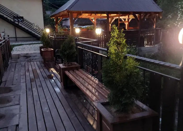 коло гір Hotel
