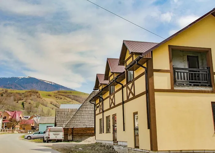 коло гір Hotel