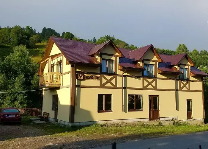 коло гір * Kolochava